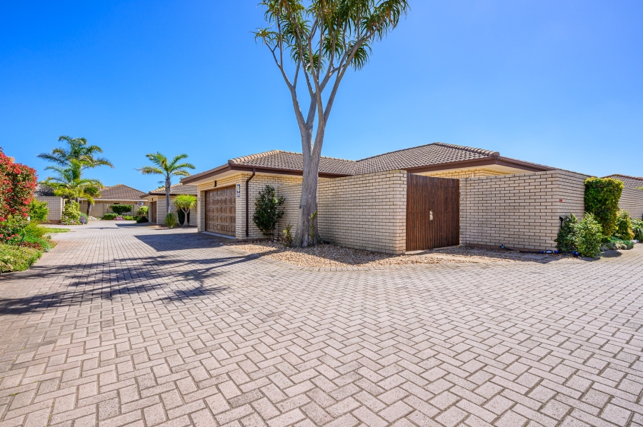 3 Bedroom Property for Sale in Summerstrand Eastern Cape